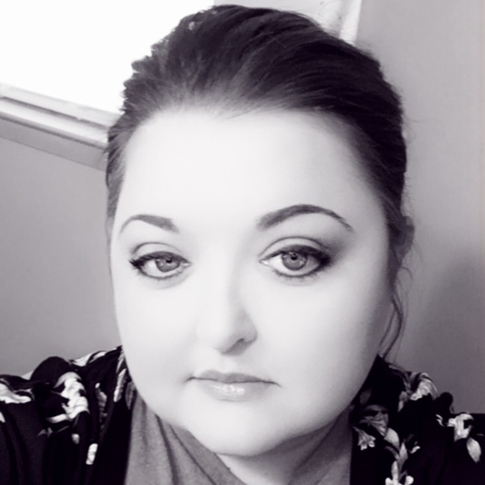 Meet your Posher, Leslie